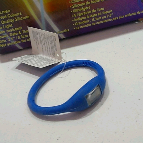 Stylz Men's/Woman's/Kids Fashionable LCD Sports - Picture 1 of 3